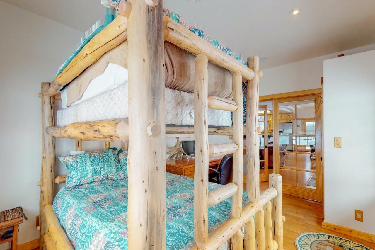 Antler Ridge Villa Big Sky Bagian luar foto