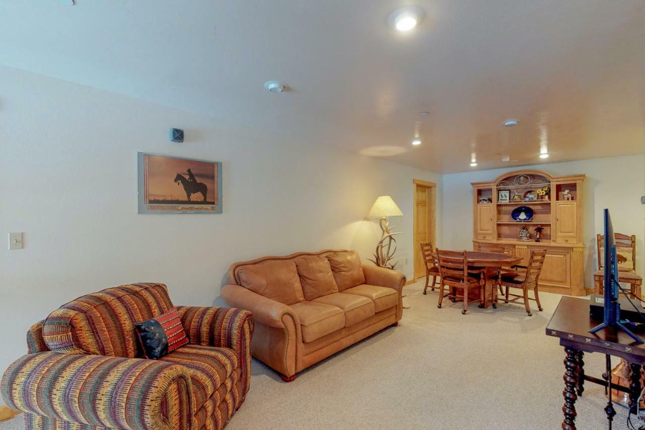 Antler Ridge Villa Big Sky Bagian luar foto