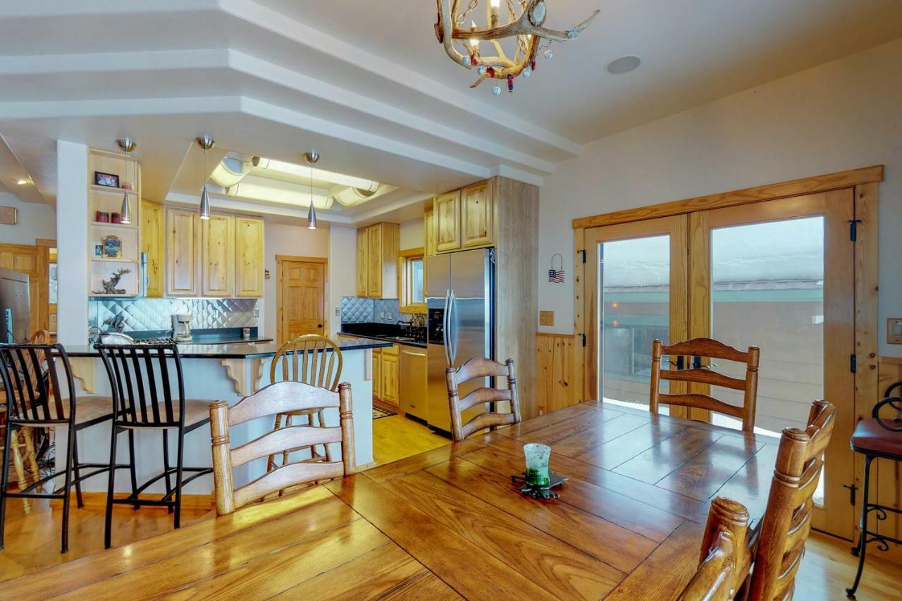 Antler Ridge Villa Big Sky Bagian luar foto