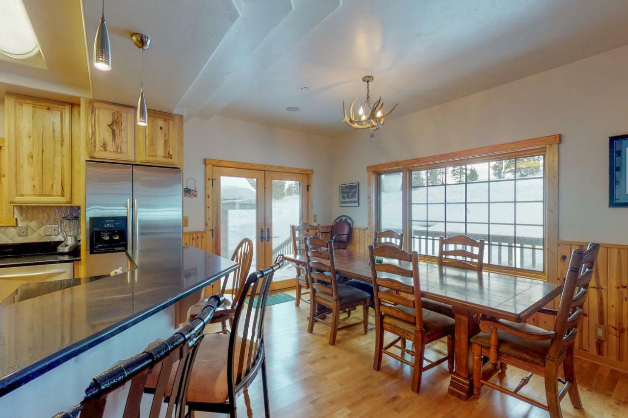 Antler Ridge Villa Big Sky Bagian luar foto