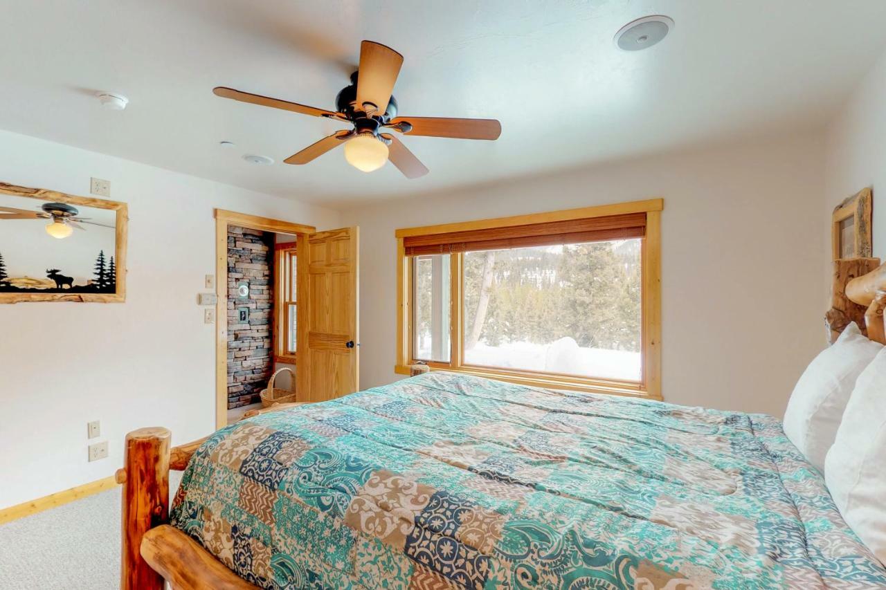 Antler Ridge Villa Big Sky Bagian luar foto